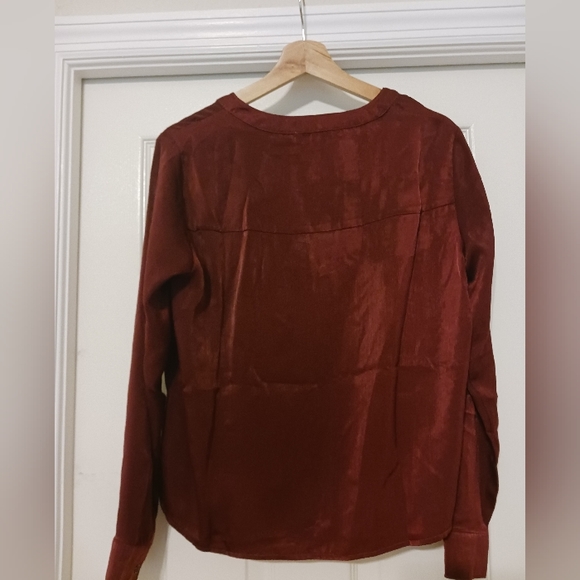 Michael Michael Kors burgundy zip down long sleeve shirt. - Picture 2 of 5